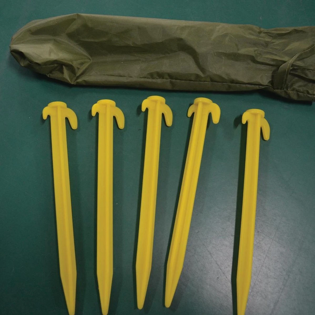 FisherPro Karpertent Met Stormcover – Vistent – Tent - Bescherming Tegen Zon En Wind – 100% Waterdichte Stormhoes – Met Handige Meeneemtas – Ook Geschikt Als Strandtent Of Festivaltent – Extra Veiligheid En Warmte Door Stormcover - Afbeelding 10