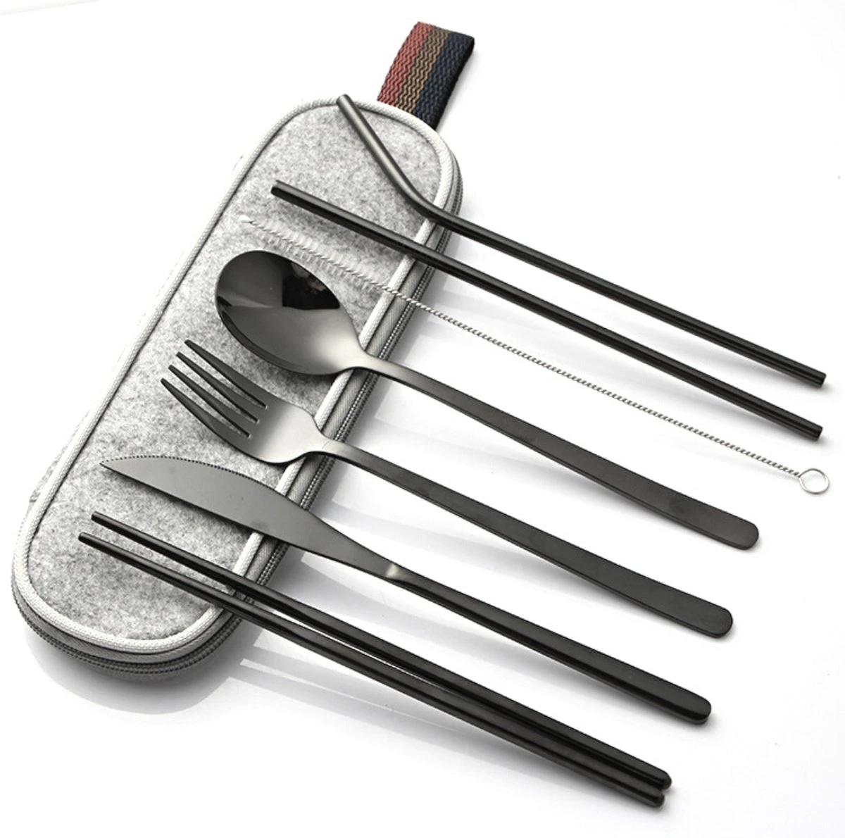 House Of Husk Reisbestek - Reis Bestekset - Chopsticks - Metalen Rietjes Met Borstel - Lepel - Vaatwasserbestendig - RVS - 7 Delig - Zwart - Afbeelding 2