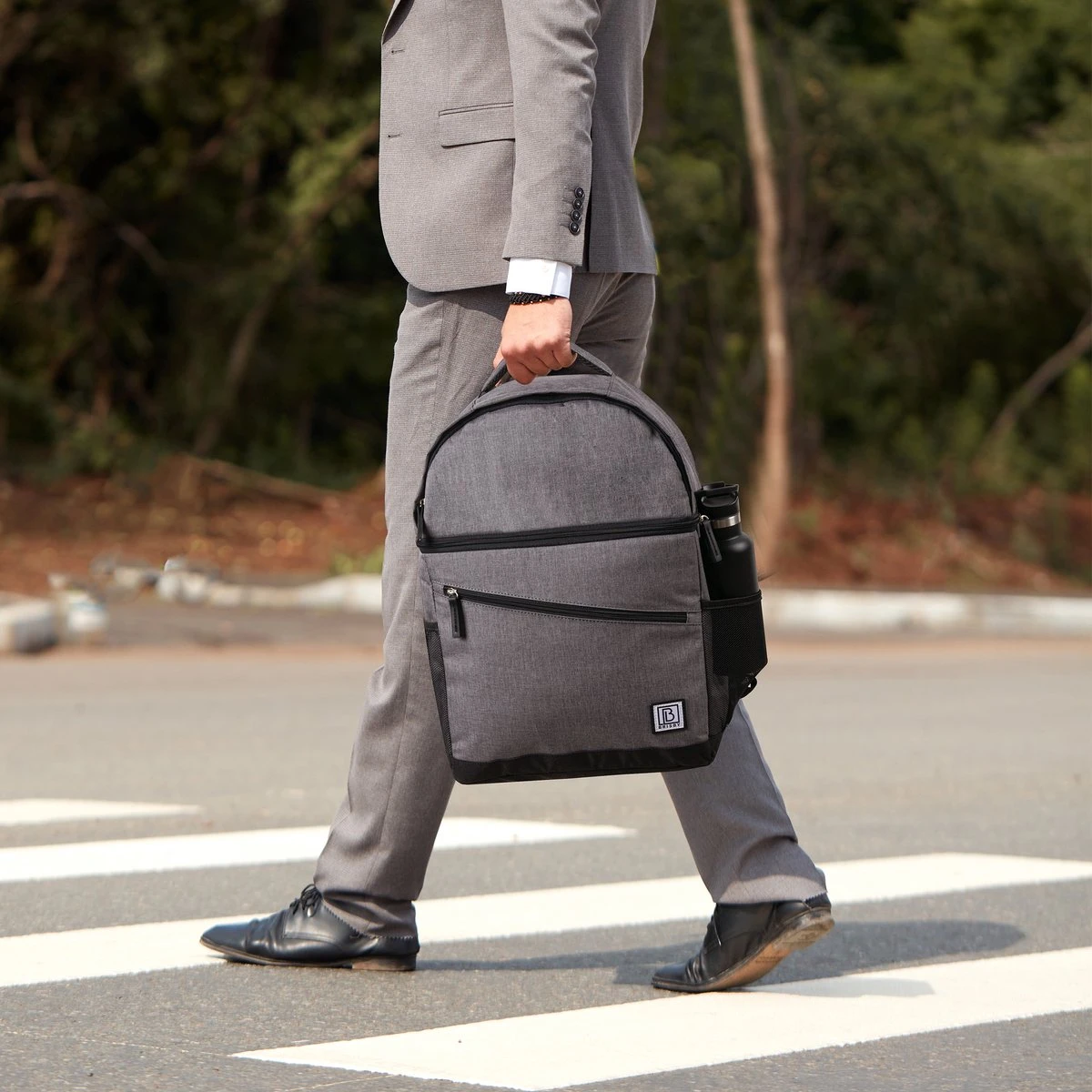 Brisby 4 Laags Geïsoleerde Koeltas Rugzak - 25 Liter - Met Handige Vakken Voor Bestek En Essentials - Waterafstotend Materiaal - Donkergrijs - Afbeelding 5