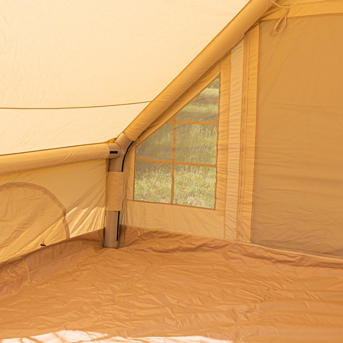Opblaasbare Vier Persoons Tent Beige 300x200x210 Cm - Afbeelding 16