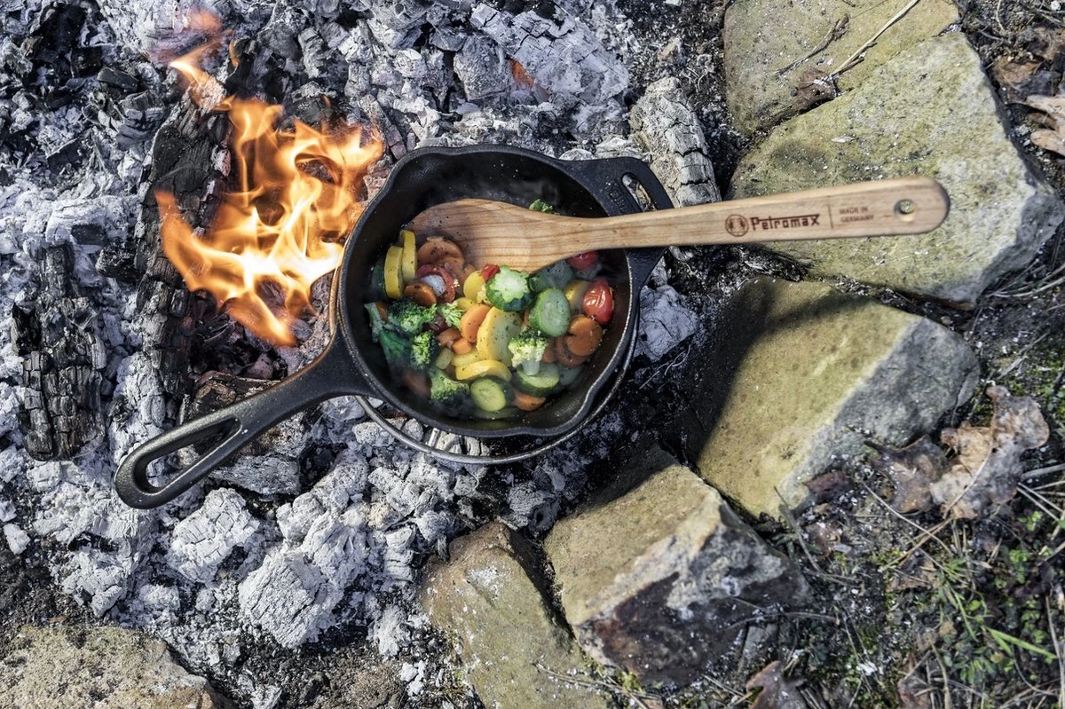 Petromax KR1 Gietijzeren Steelpan Met Deksel (1 Liter) - Afbeelding 10